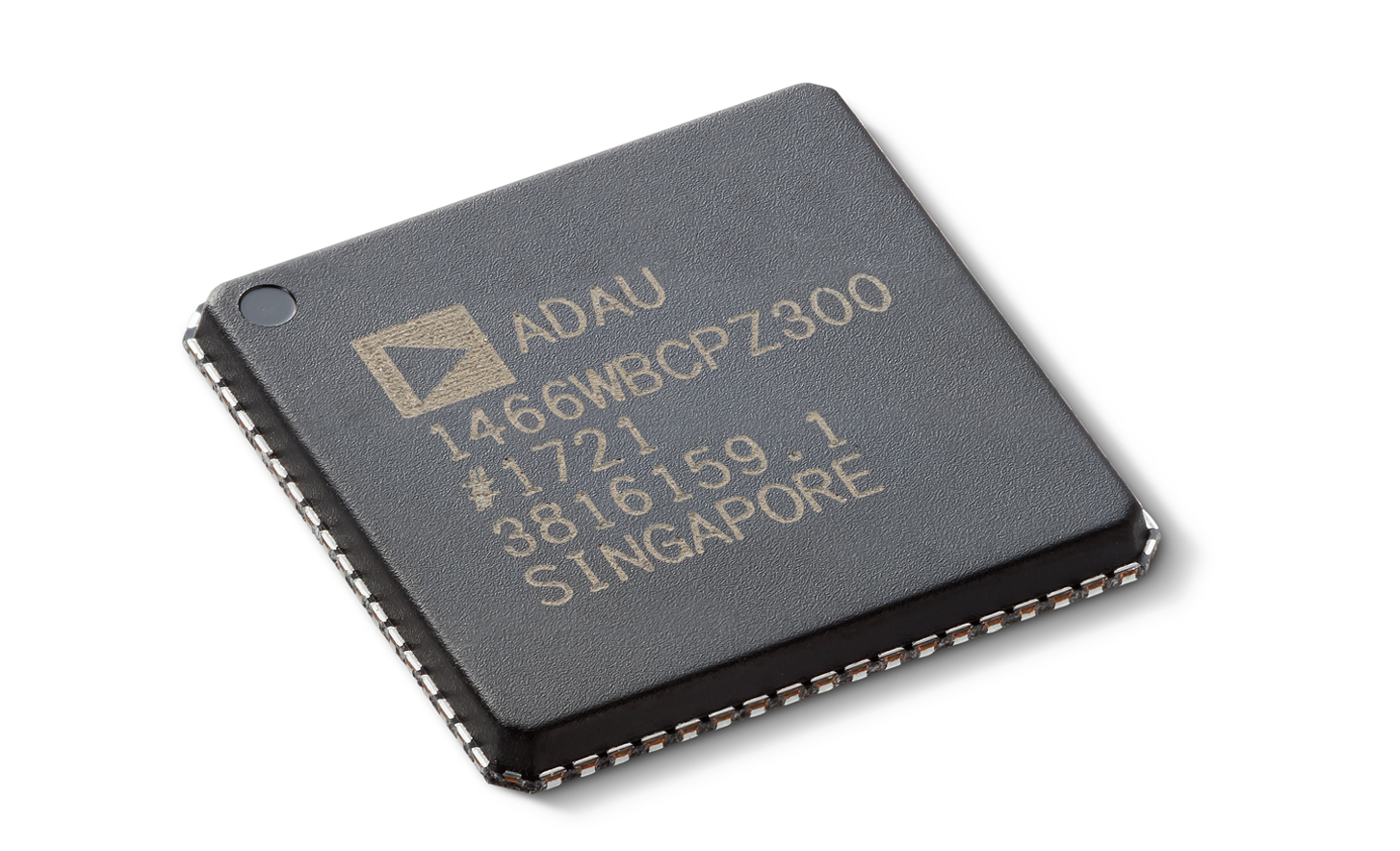 Слика одблиску од процесорот за обработка на звук на XAV-9550ES